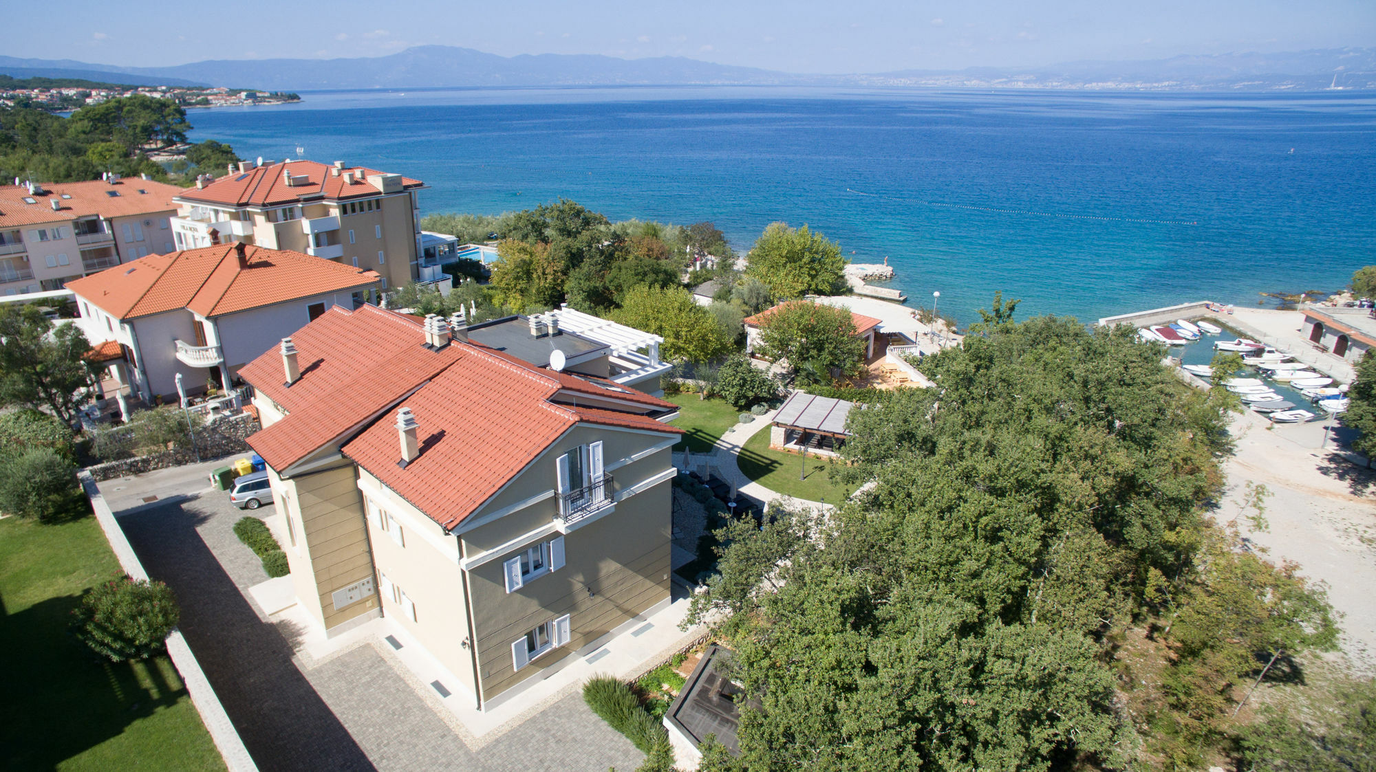 Luxury Apartments Villa Luce Malinska Luaran gambar